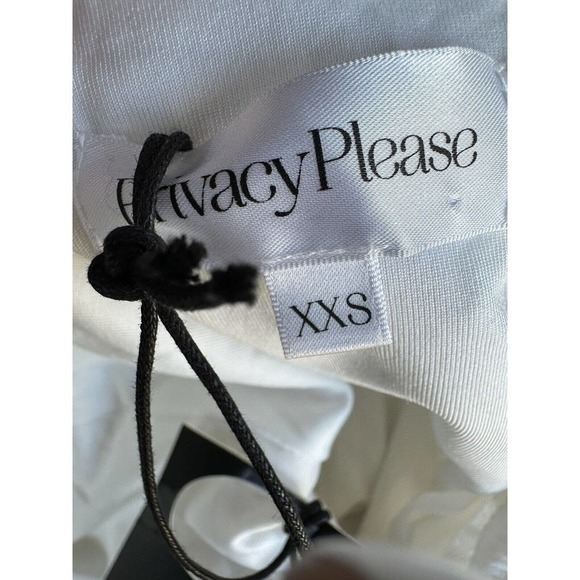 NWT Privacy Please "Emily" Ribbed One Shoulder Long Sleeve Bodysuit in Ivory XXS - Picture 10 of 12